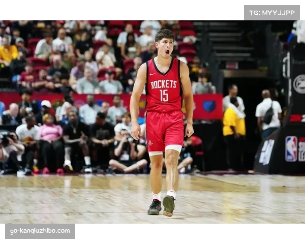 马刺团队轮换八人场均超20分钟 深度阵容保障单月全胜战绩 马刺团队轮换八人场均超20分钟 深度阵容保障单月全胜战绩