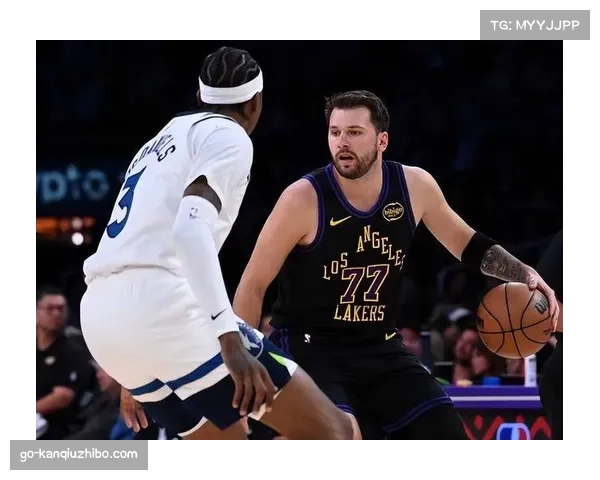 湖人主场14分击败森林狼,东契奇与里夫斯合砍60分巩固西部第三 湖人主场14分击败森林狼,东契奇与里夫斯合砍60分巩固西部第三